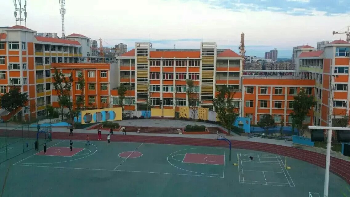 德益阳光顺庆校区
